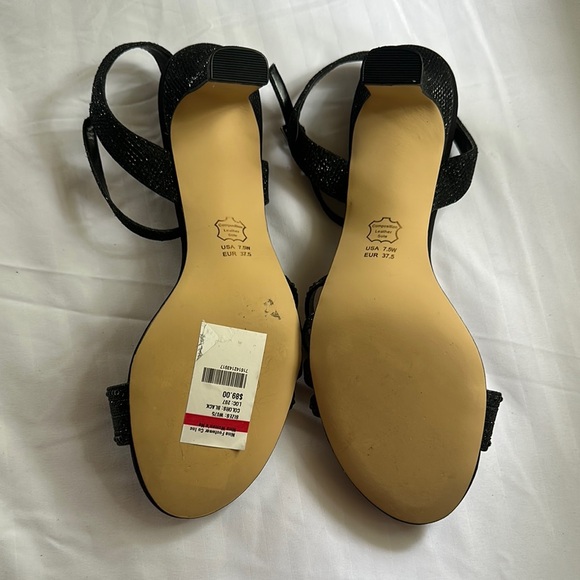 NINA NELENA TEXTURED METALLIC MATCHING CRYSTALS LOW-HEEL SANDALS, ANKLE STRAP - Picture 4 of 8